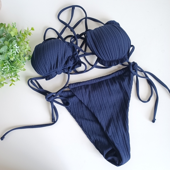 Navy Blue Ribbed String Bikini NEW - Picture 2 of 9